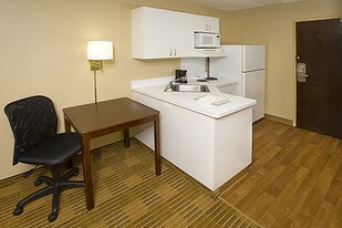 Furnished Studio – Los Angeles - La Mirada Apartamentos