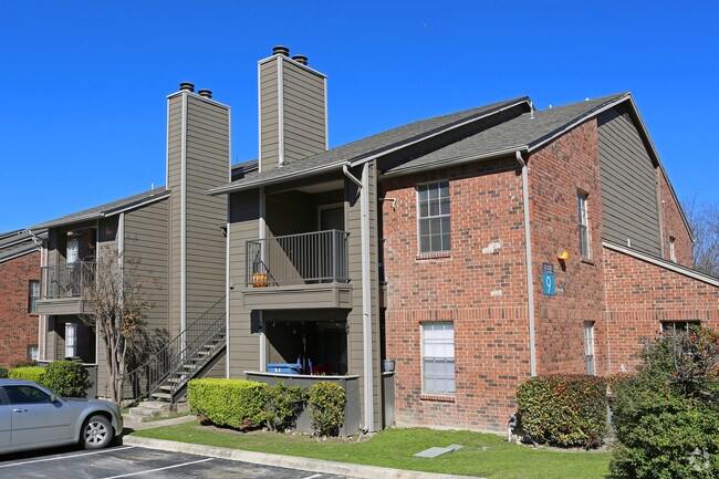 Acadia Apartments