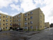 Ridgewood House Apartments