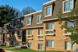Columbia Landing Apartments
