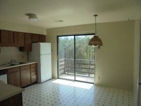 299 N Illinois Ave Oak Ridge TN Apartments
