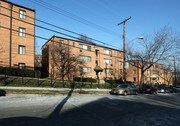 Friendship Crossing Apartments