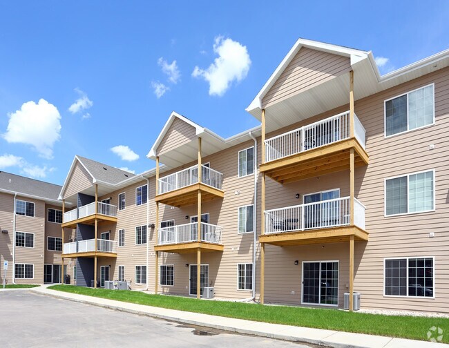 Dakota Pointe Apartments
