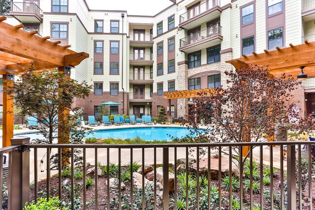 Solis Dilworth Apartments