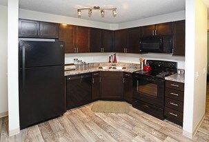Meridian Pointe Apartments