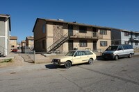 4764 Thunderbolt Ave Apartments