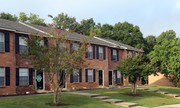 Lake Forest Apartments