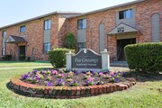 Fox Crossings Apartments