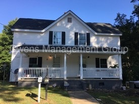 1 Bedroom Single-Family Home for Rent $675