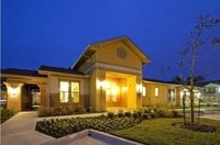Auburn Square Apartments