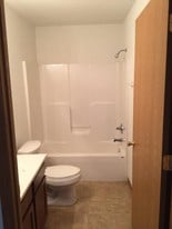 405 Jackson St Warrensburg MO Apartamentos