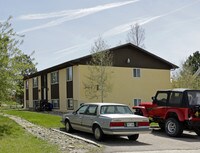 220 W 4th St Apartments