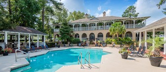 The Paddock Club Columbia Apartments