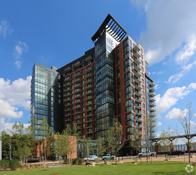 Aurora Apartments