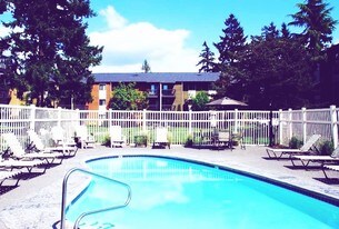 Pacific Park Apartments