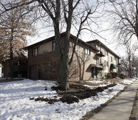 2501 E St Apartments