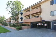 Bell Court Apartments