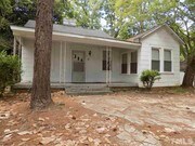3 Bedroom Single-Family Home for Rent $675