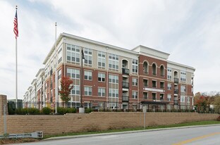 The Pointe at West Chester Apartments
