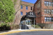 Harbor Hill Apartments