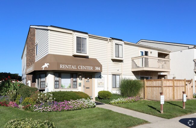 Hunter's Ridge Apartments