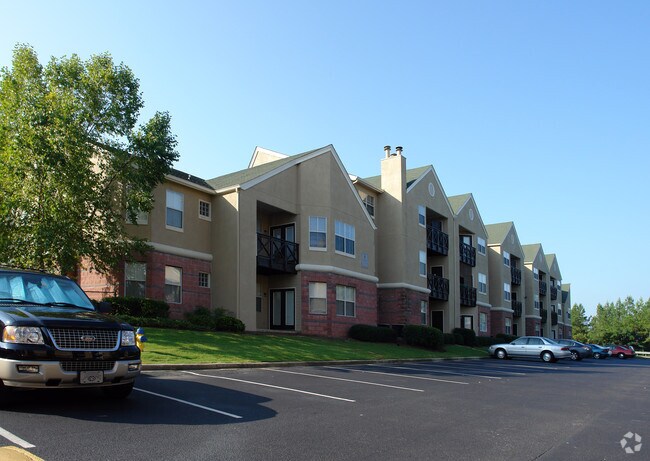 Point At Oak Mountain Apartments