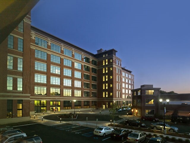 Parkway Lofts Apartments