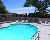 White Lakes Plaza Apartment Homes