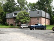 Country Club Apartments