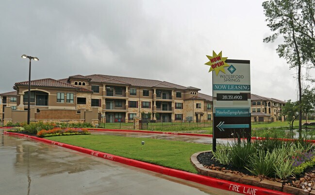 Waterford Springs Apartments