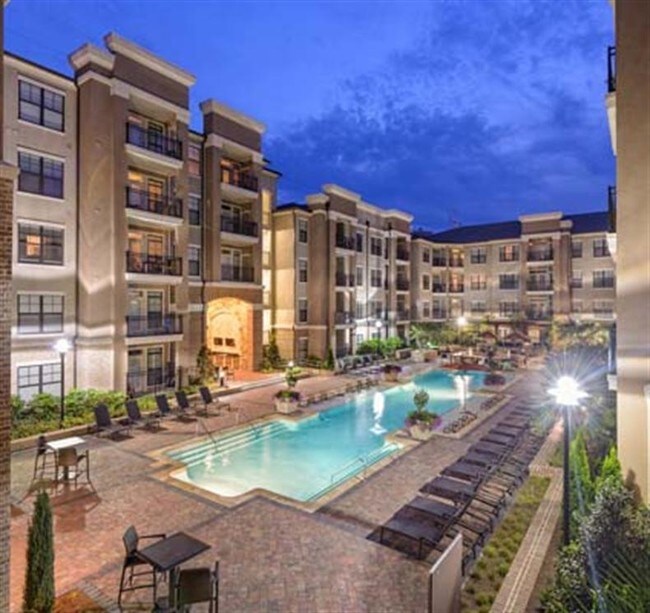 The Heights at West Midtown Apartments