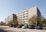 Columbia Court Apartments
