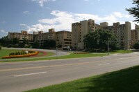 Meridian on College Avenue Apartments