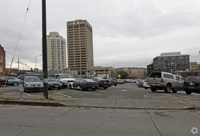 AVA University District Apartments