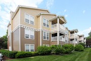Steeplechase On Maple Apartments