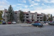 Russian Jack Apartments