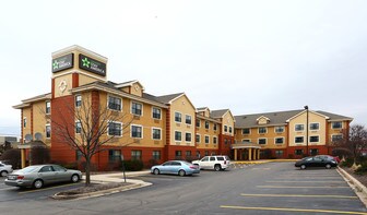 Furnished Studio – Chicago - Woodfield Mall Apartments
