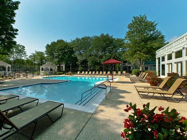 Avalon at Fairway Hills Apartments