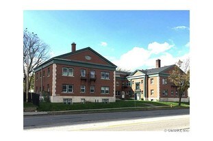 345 Lake Ave Rochester NY Apartments