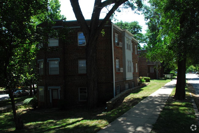 The Roanoke Apartments Kansas City The Roanoke Apartments Kansas City