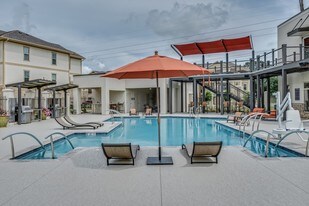 La Veranda at Polly Lane Apartments