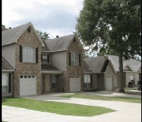 Tangi Lakes Townhomes Apartments