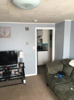 127 Hancock St Everett MA Apartments