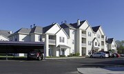 Quail Hollow at the Lakes Apartments