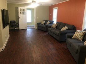 35 St Charles St Johnson City NY Apartments