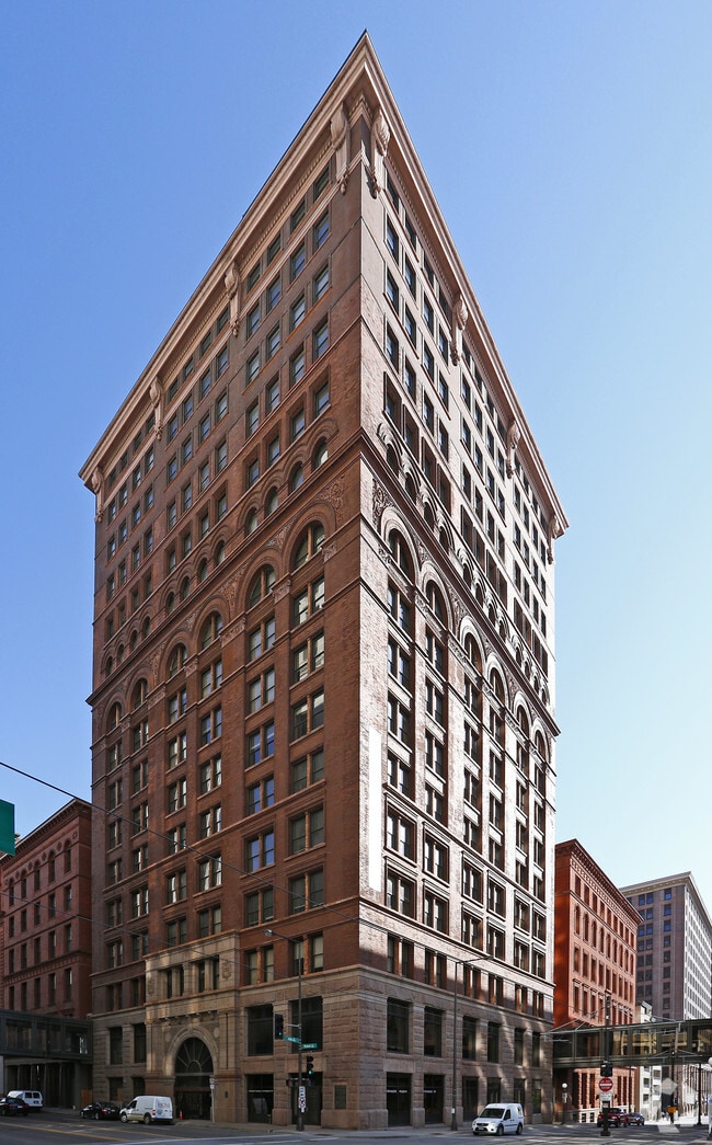 Pioneer Endicott Apartments