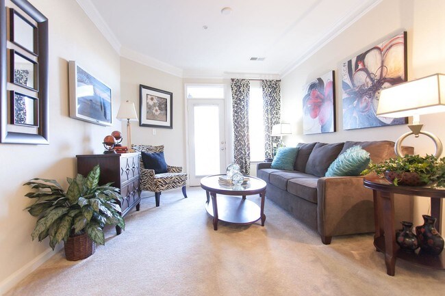 Falcon Creek Luxury Lifestyle Apartments