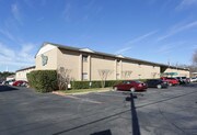 Valley Creek at Hurst Apartments
