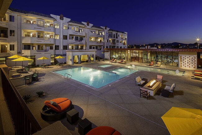 The Lennox Las Vegas Apartments