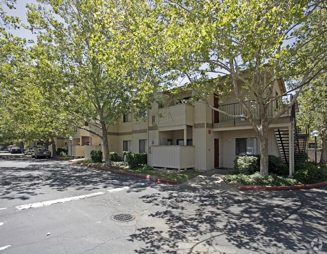Lemon Hill Apartments Rentals Sacramento, CA